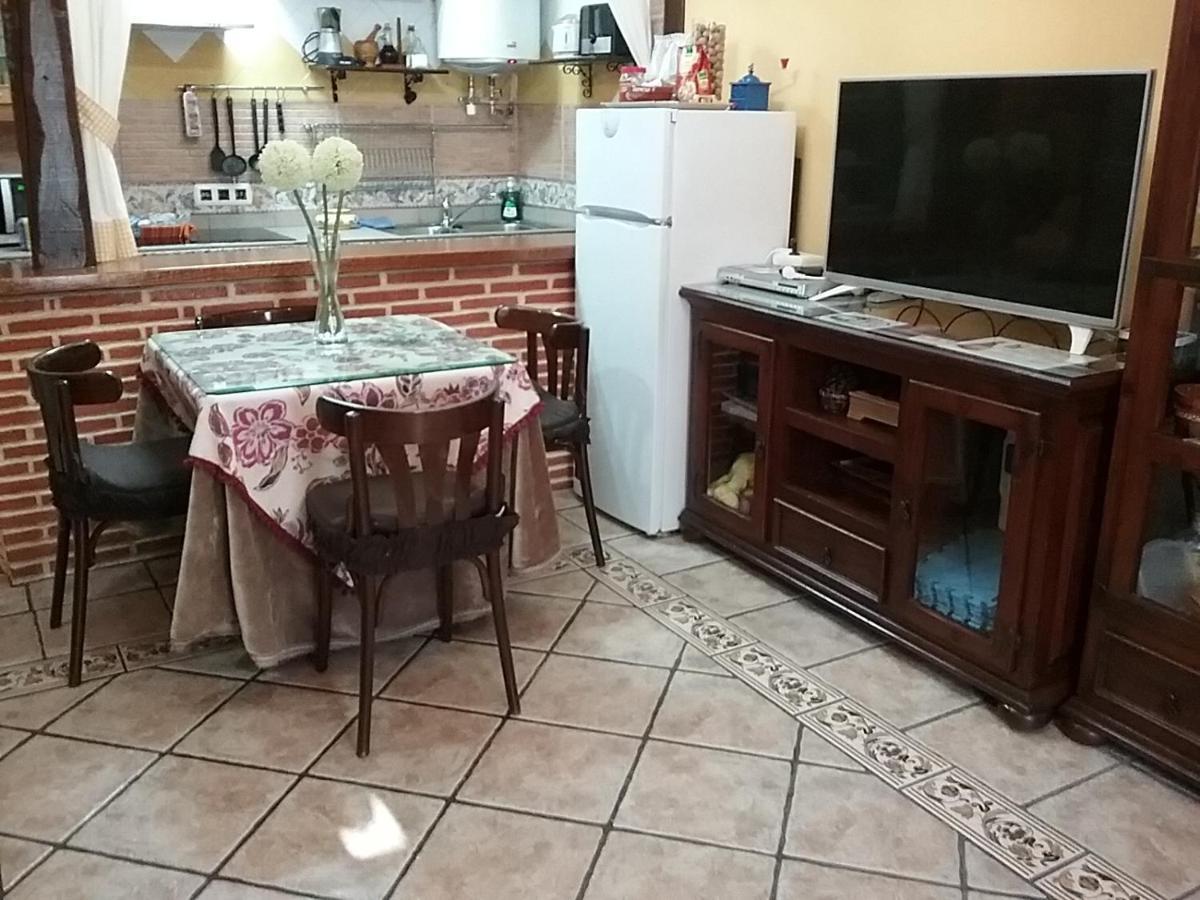 Casa Rural La Antigua Tahona 坎德拉里奥 外观 照片